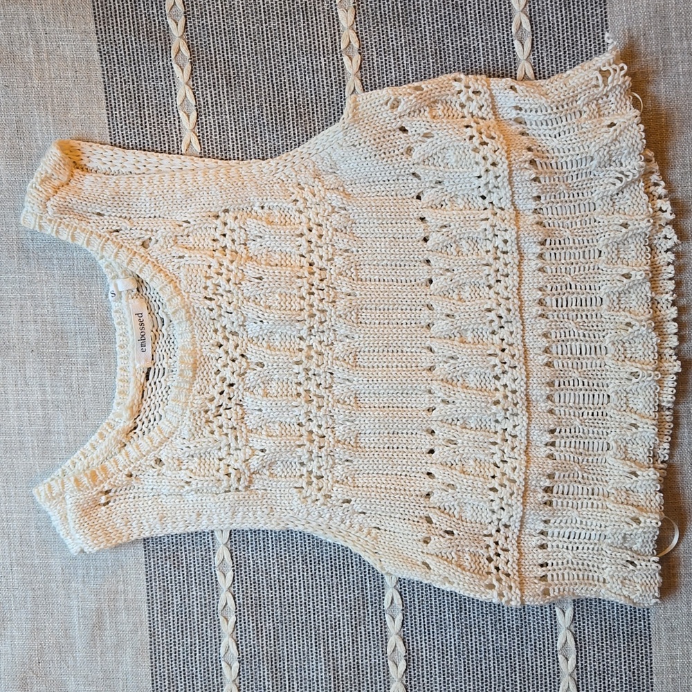 Crochet top. Cream. Small